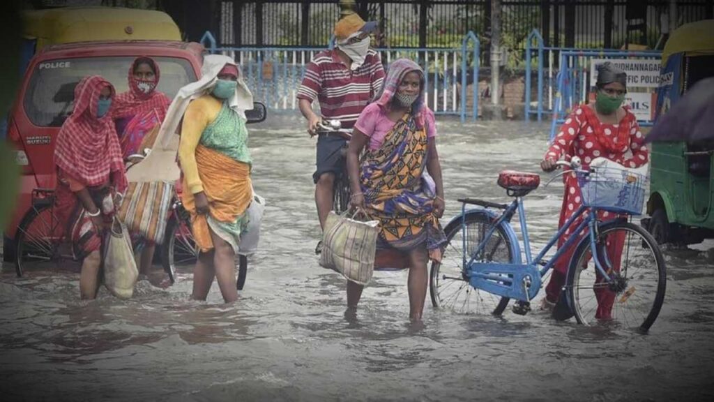 west bengal rain monsoon weather update south bengal ভারী বৃষ্টি, বর্ষা, বন্যা পরিস্থিতি, বজ্রবিদ্যুৎ সহ বৃষ্টি, আজকের আবহাওয়া