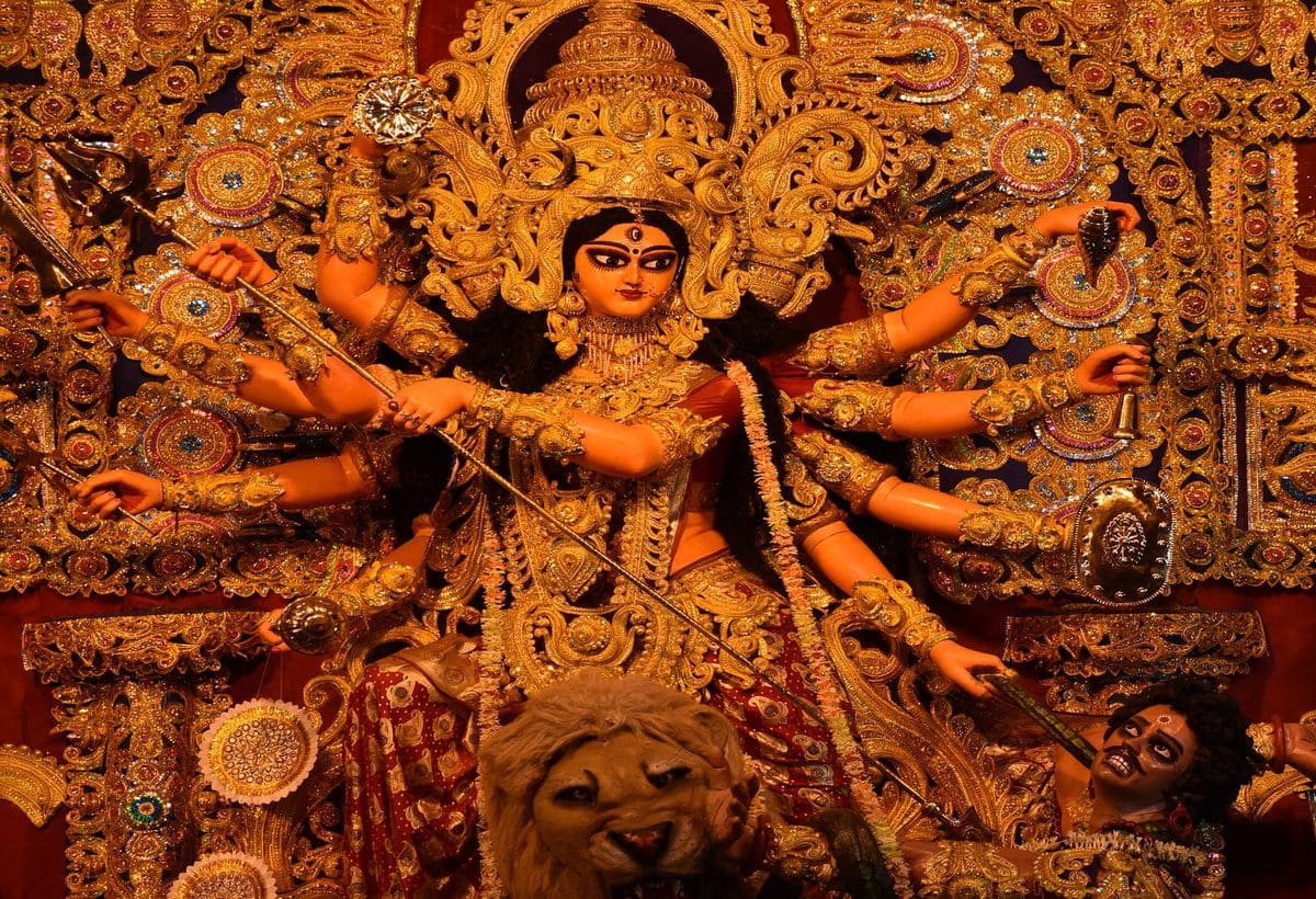 October Festivals: Celebrate Navratri, Dussehra, Karva Chauth & More!