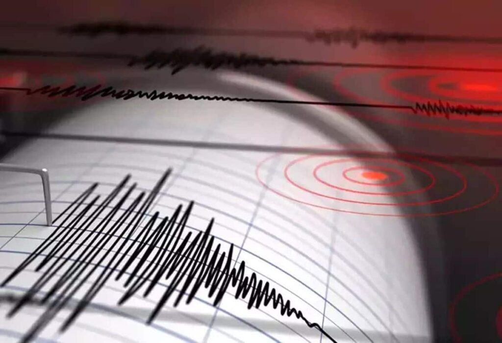 5.6 Magnitude Earthquake Hits Japan: Tsunami Alert Sparks Panic