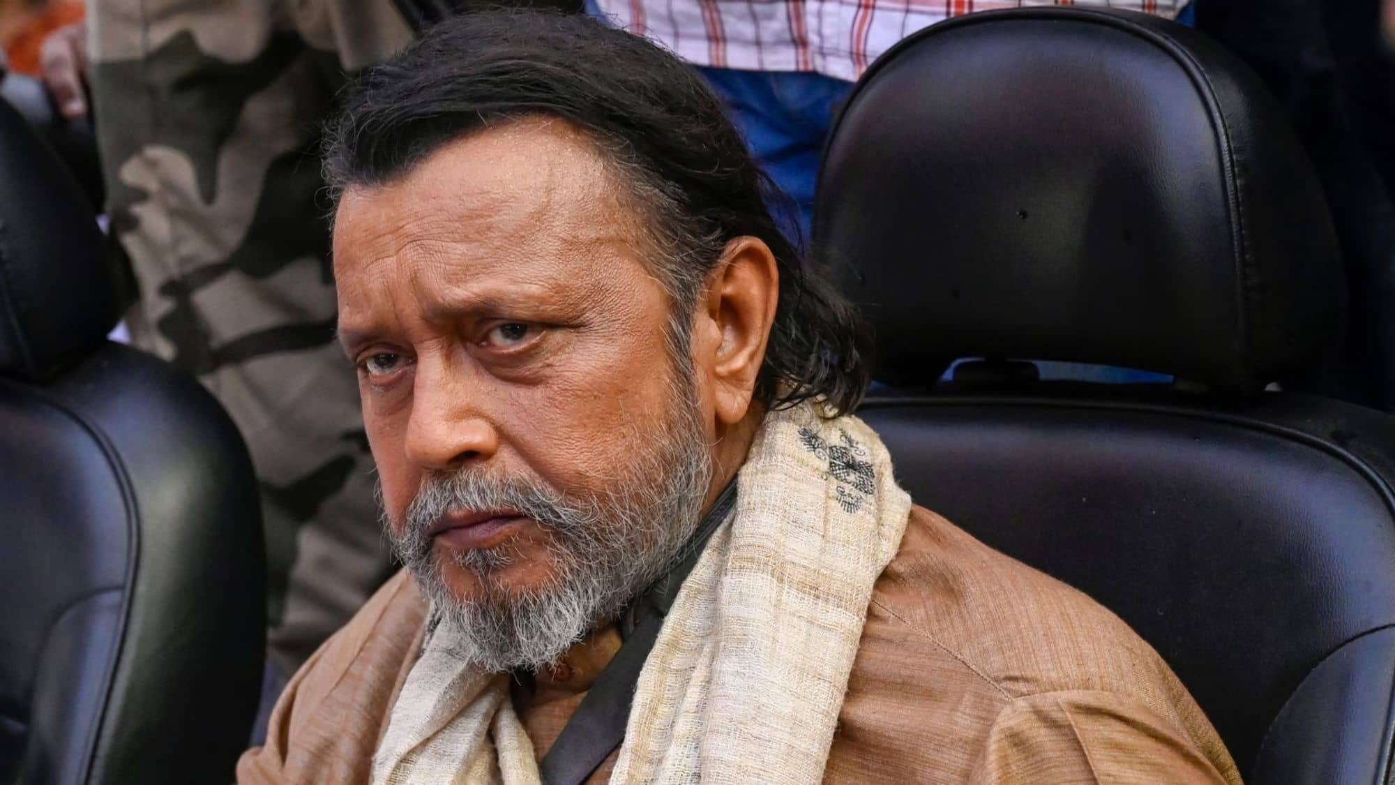 Mithun Chakraborty Reflects on Struggles: From Sleeping on Mumbai's Footpaths to Dadasaheb Phalke Award