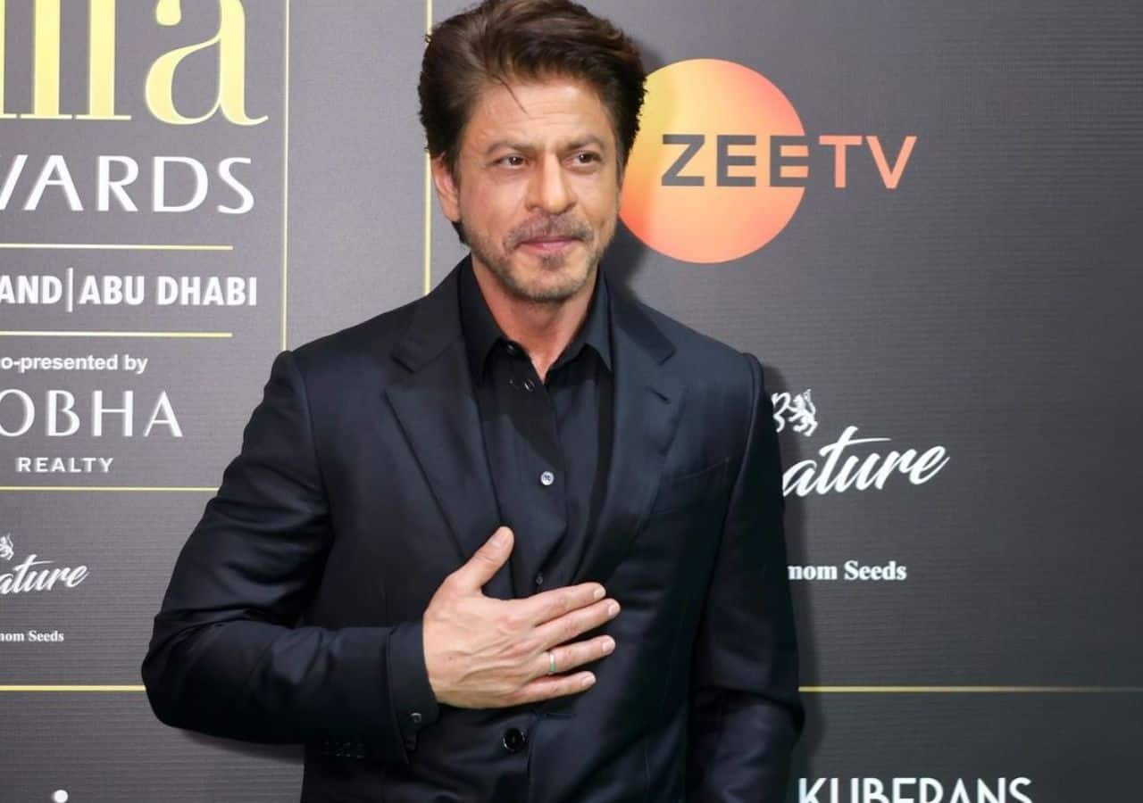 Shah Rukh Khan Declares Himself 'Old' in Viral IIFA Video