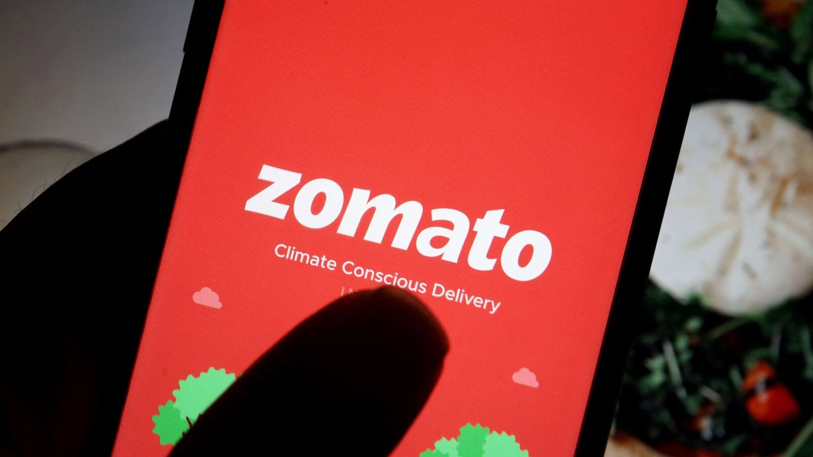 Zomato Stock Dips for 5th Consecutive Day: Time to Buy?