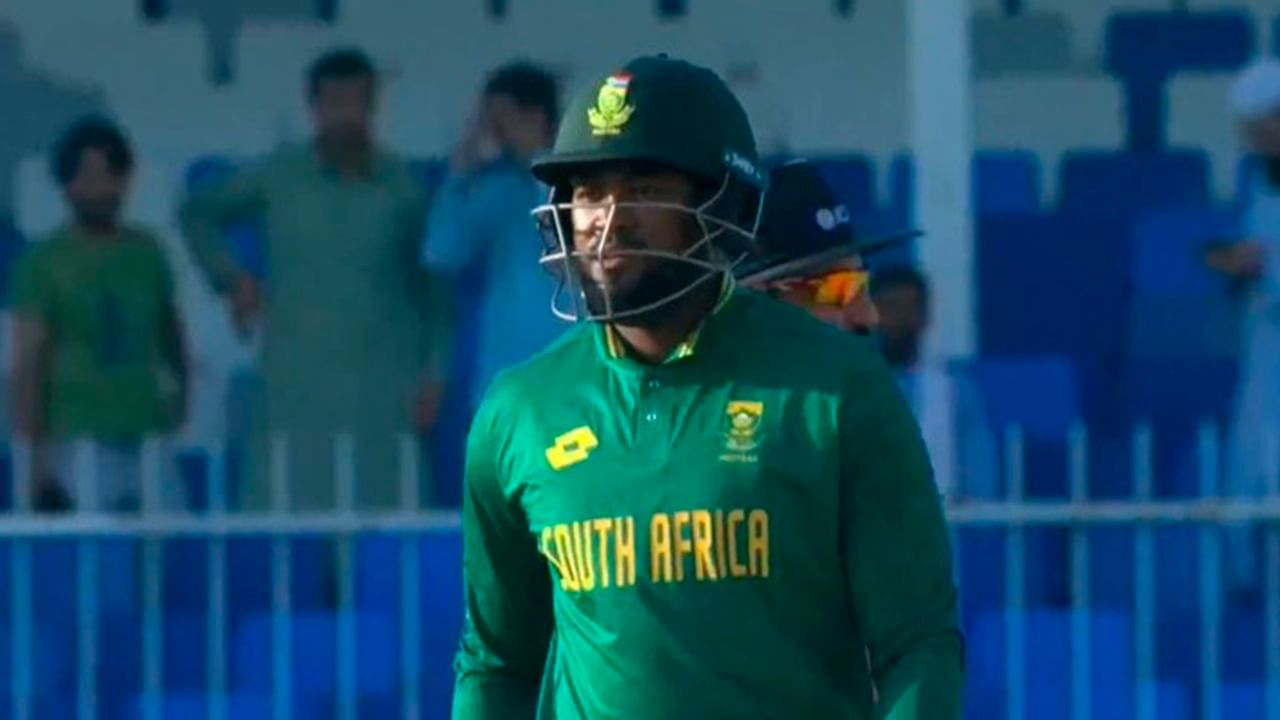 Smart South African Batsman Run Out by Gulbadin Naib, Team Crumbles at 106