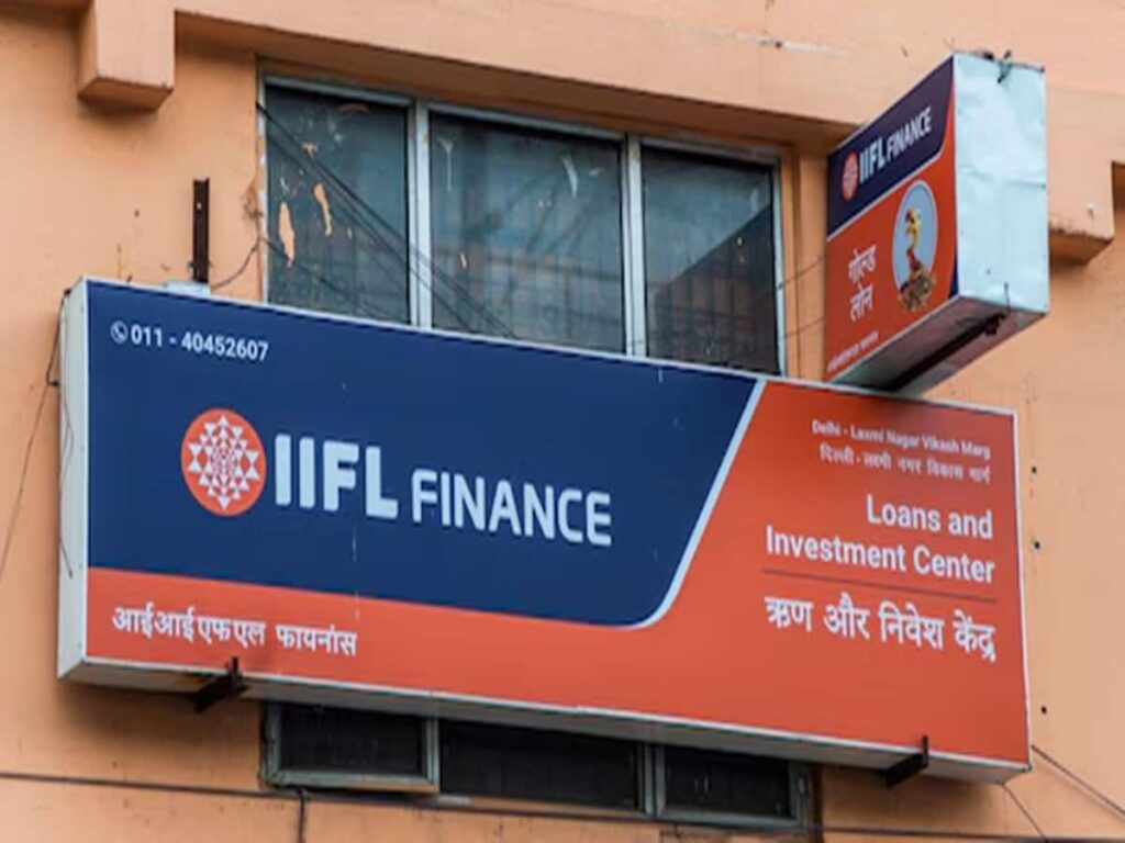 RBI Lifts Restrictions on IIFL Finance: Gold Loan Business Approved!