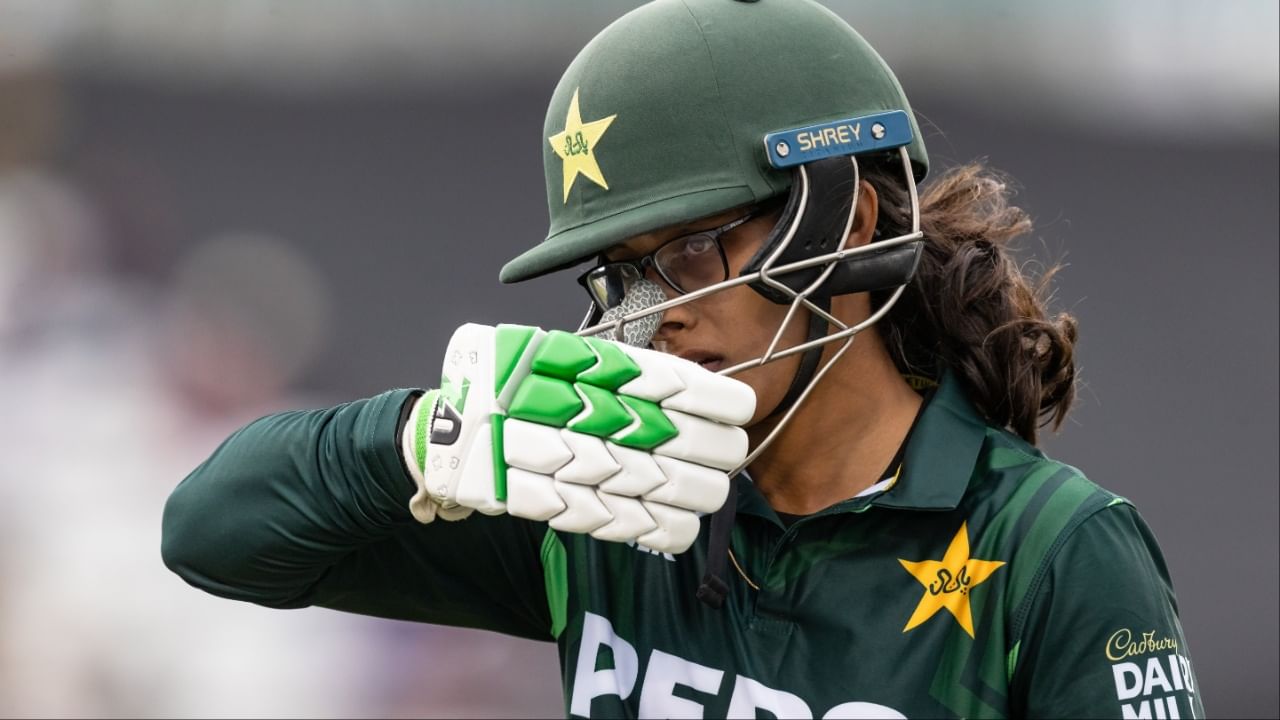 “Pakistan Captain Injured but Triumphs Over South Africa: Star Player Shines in Victory”