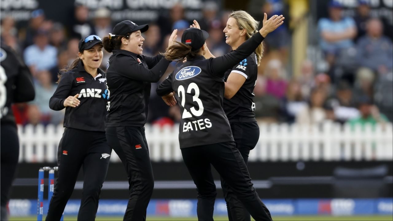 Women's T20 World Cup: NZ Team Revealed with Returning Bowler & 2 Players Set for 9th Tournament!