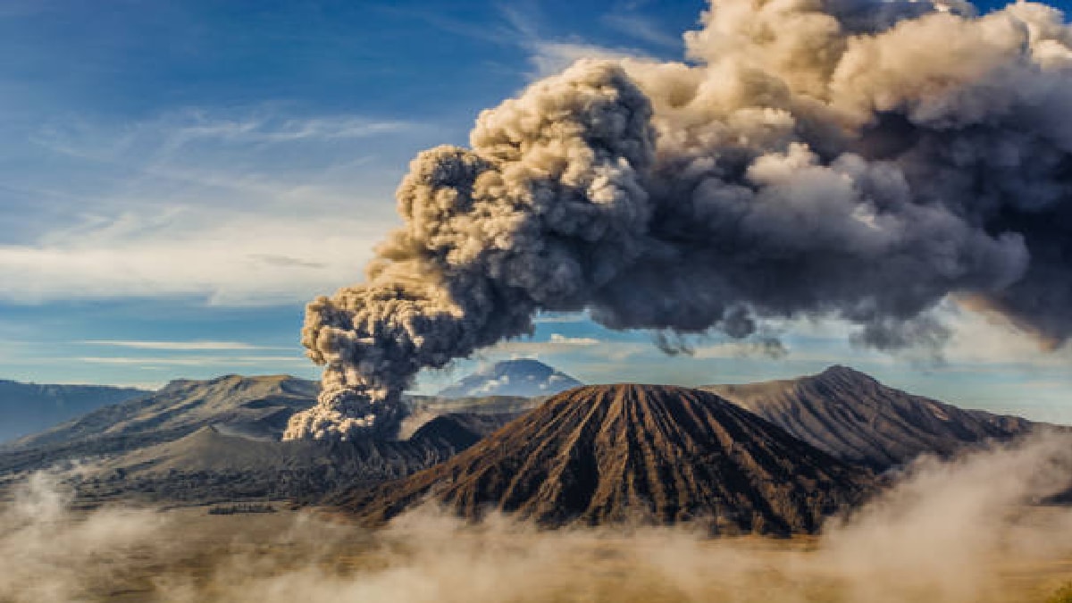 Ancient Volcanoes Erupt: El Niño's 250 Million Year Destruction