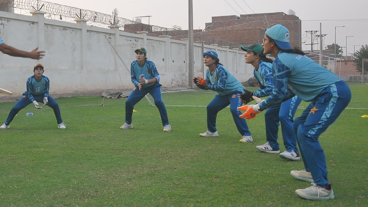 Pakistani Women Cricketers Demand Fair Compensation: Players Upset with PCB's Decision