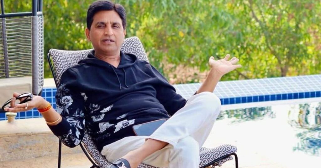 5 Kumar Vishwas Poems That Outshine Bollywood Hits