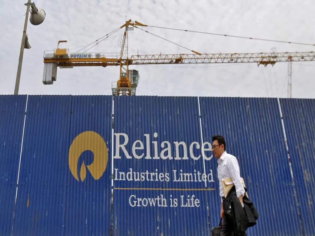 Top 10 Sensex Companies See ₹1 Lakh Crore Boost in Market Valuation: RIL Leads the Pack