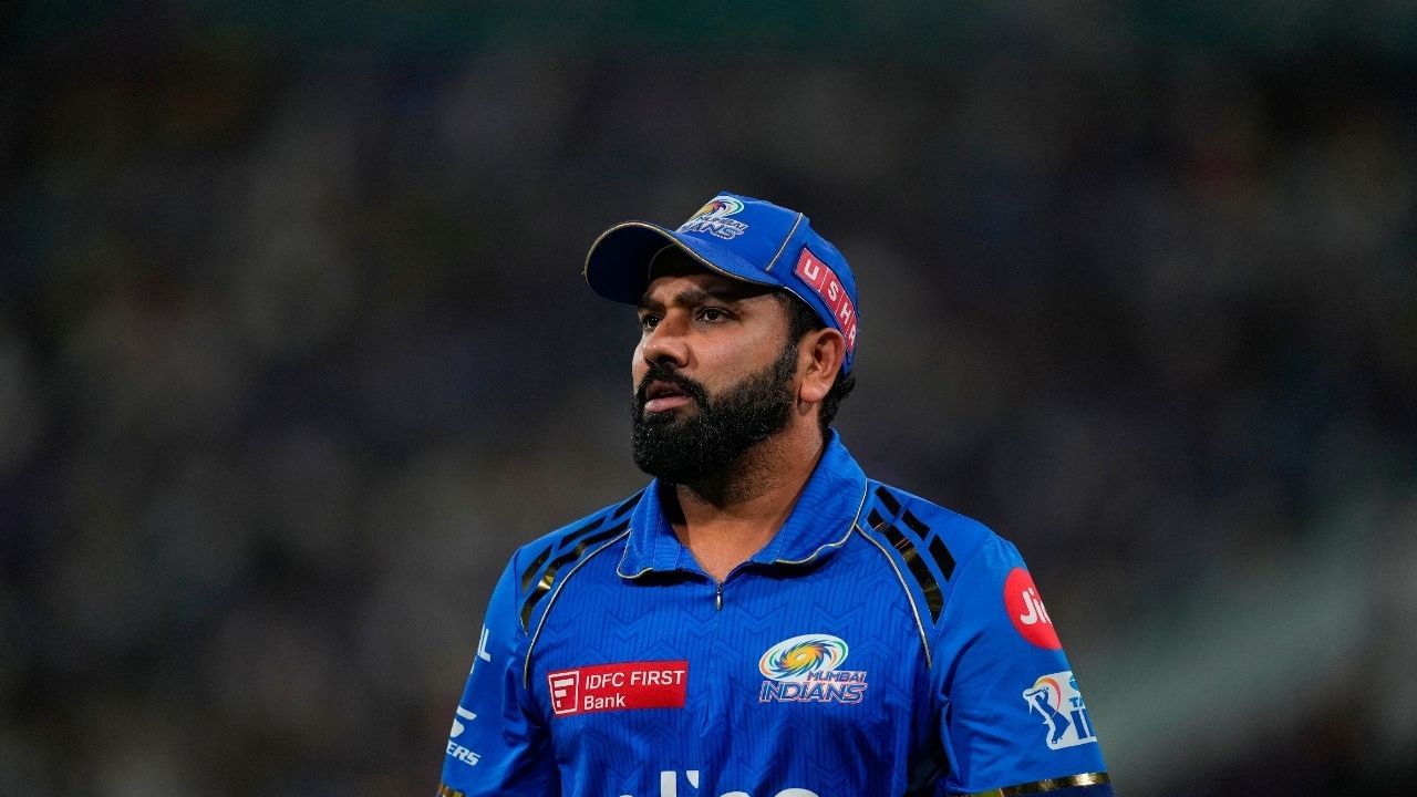 Rohit's Late-Night Revelation: Shocking Message from the Legendary Bowler!