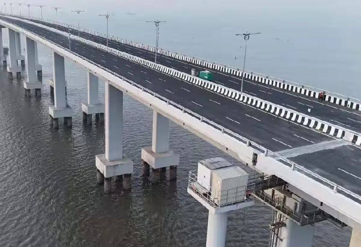 52-Year-Old Businessman Jumps from Atal Setu in Mumbai: Second Suicide in Just Two Days