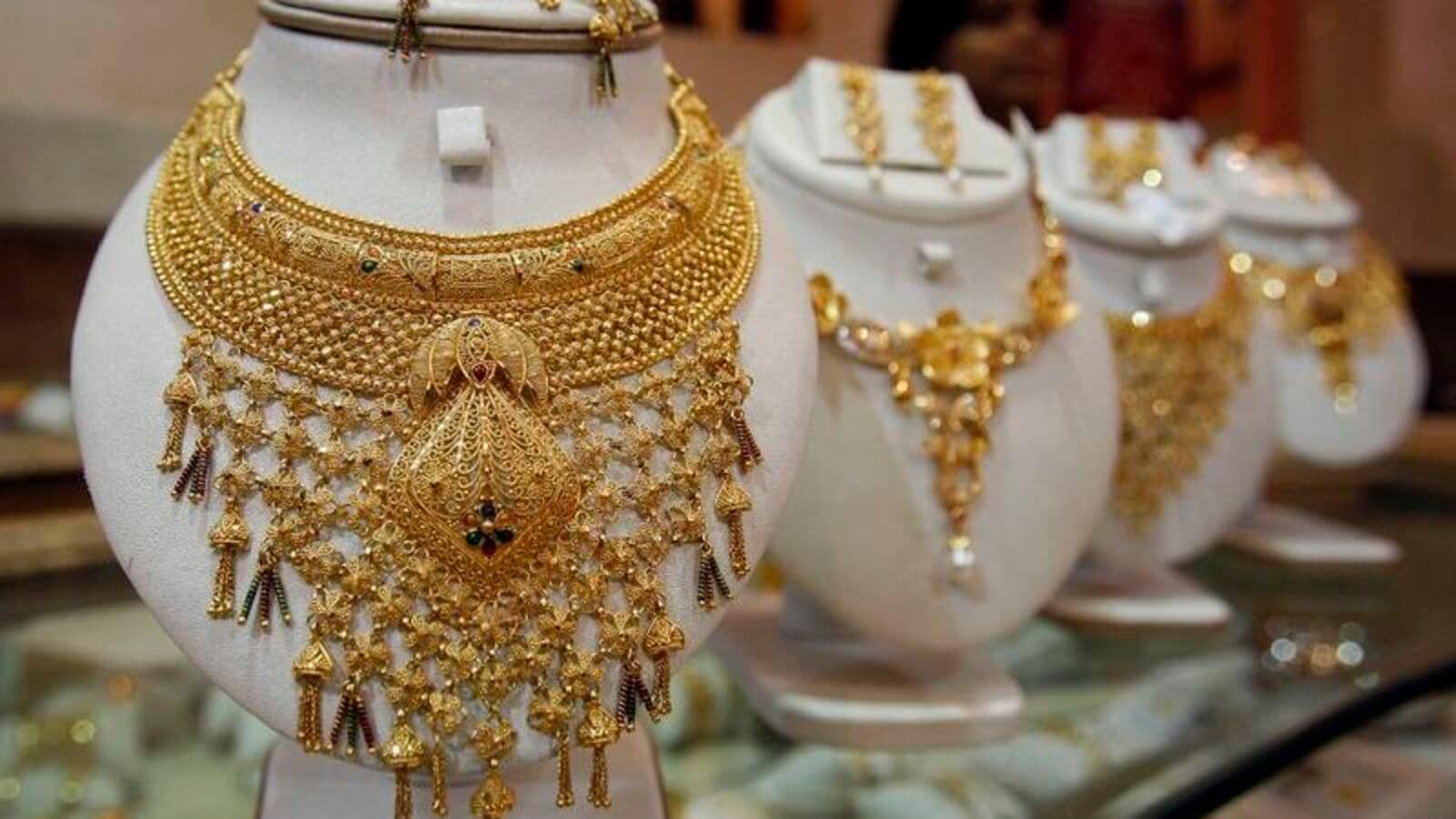 Gold Prices Rise Ahead of US Inflation Data: Expert MCX Strategies Revealed