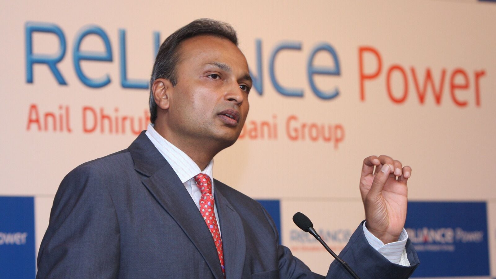 Reliance Power Stock Plummets 5% for Third Consecutive Day: Key Factors Revealed