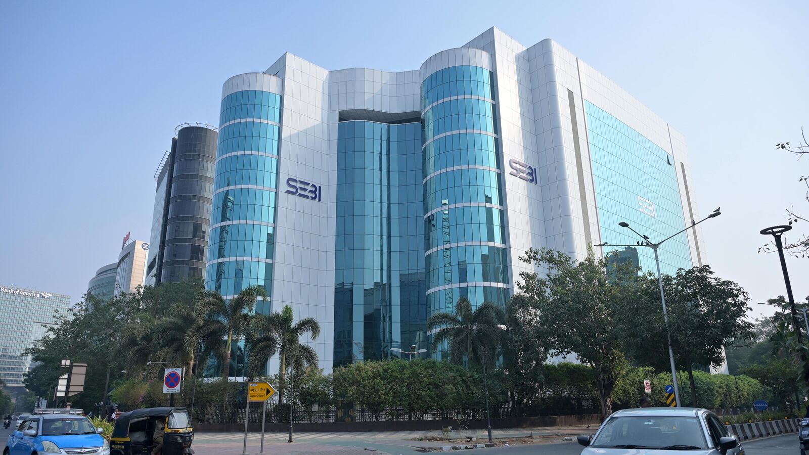 SEBI Greenlights New Asset Class for HNIs & Fast-Tracks Rights Issue Timeline | Stock Market Update