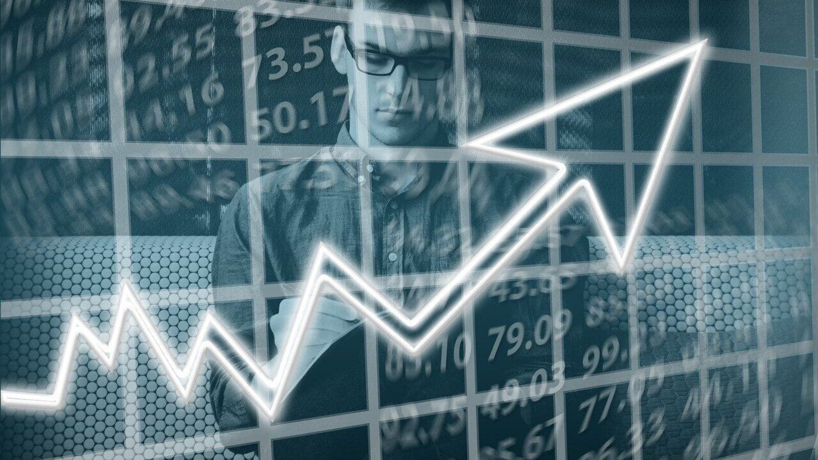 Advik Capital Surges 10% Despite Market Crash: Top Penny Stock Under ₹5