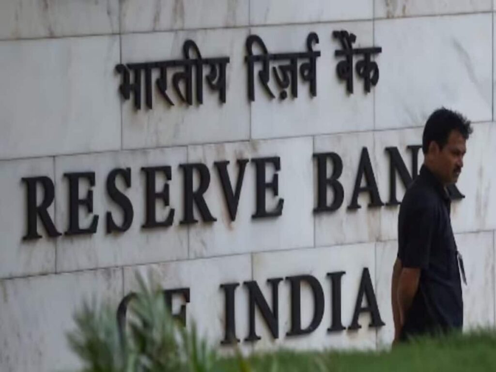 October MPC Poll: RBI to Maintain Interest Rates, Potential Rate Cut in December