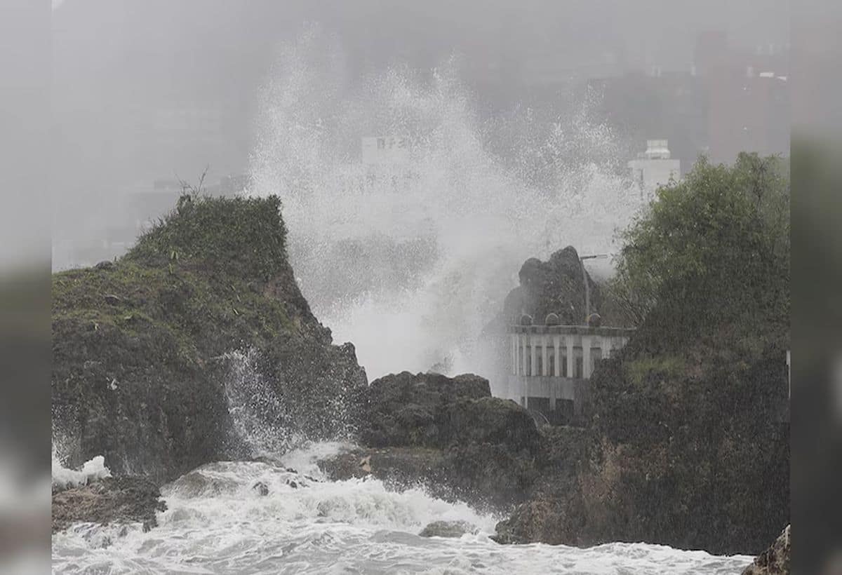 Severe Storm Kathron Hits Taiwan: Lockdowns, School Closures & Heavy Rain Alerts