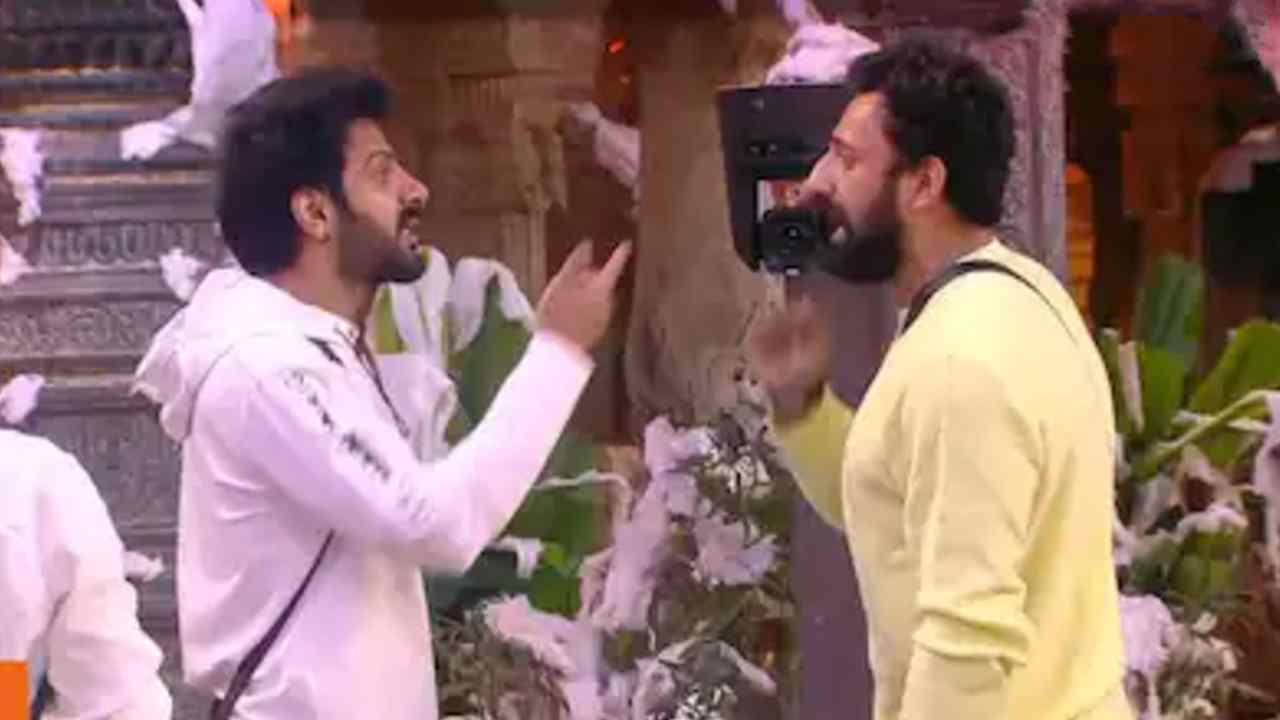 bigg boss 18 karan veer mehra and rajat dalal fight breaks